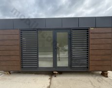 Mobiler Container 
1 - 0096