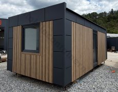 Mobiler Container 
1 - 0097